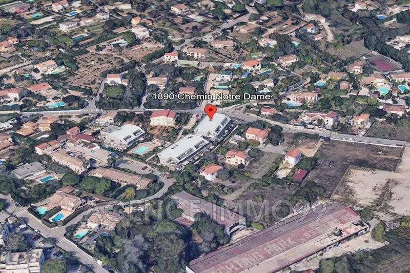 Parking / Garage - 12 m²