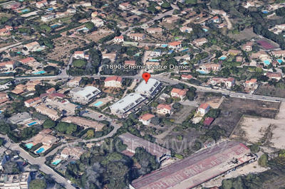 Parking / Garage - 12 m²