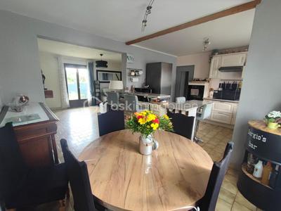 Maison - 140 m² - 5 pièces