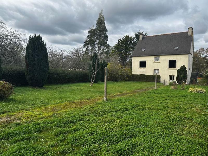 Maison traditionnelle - 120 m² - 10 pièces