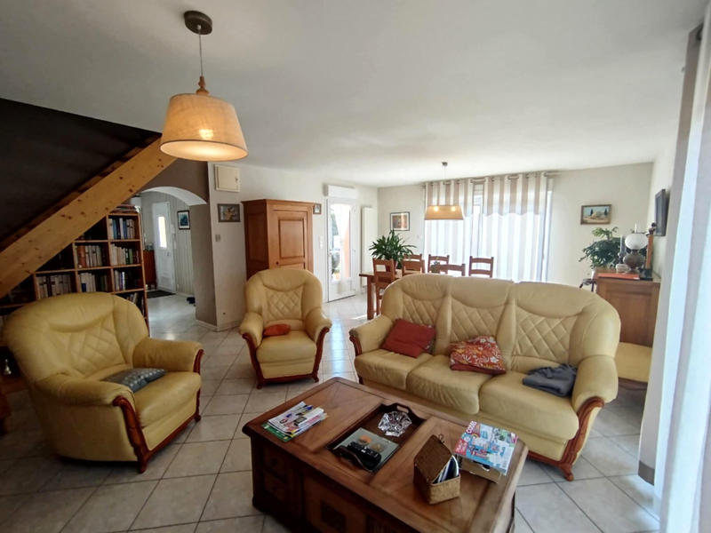 Maison - 166 m² - 5 pièces