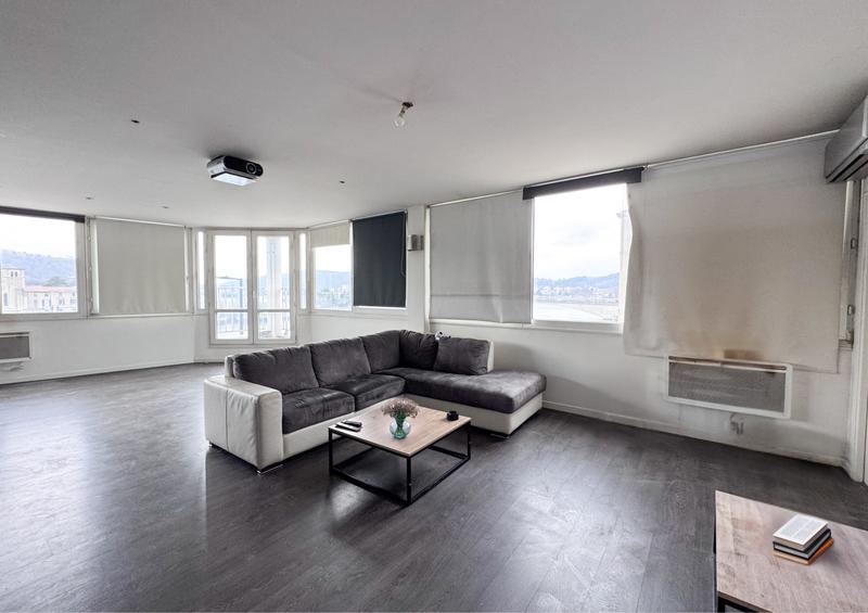 Appartement - 126 m² - 4 pièces