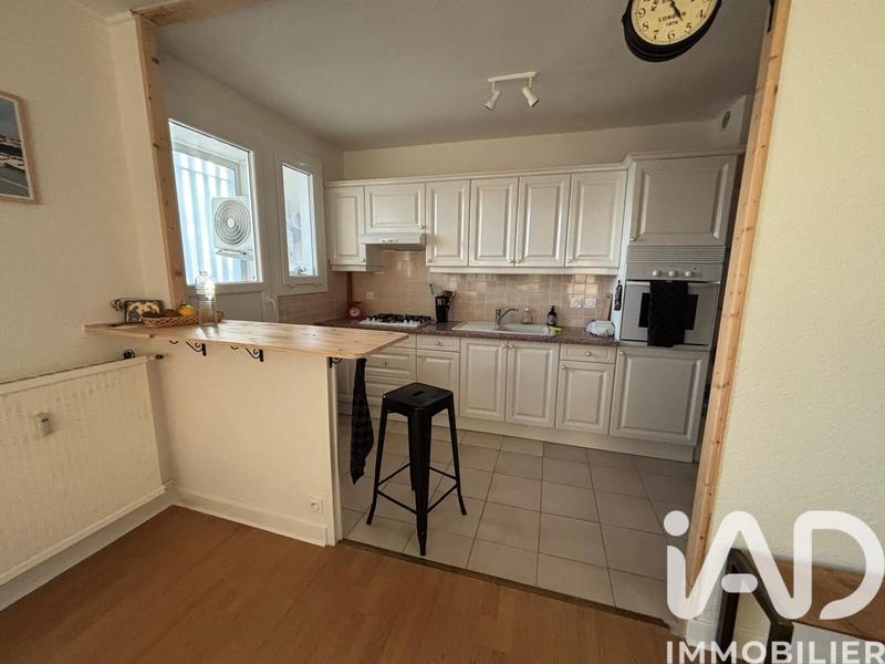 Appartement - 80 m² - 5 pièces