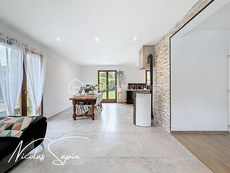 Maison - 84 m² - 4 pièces