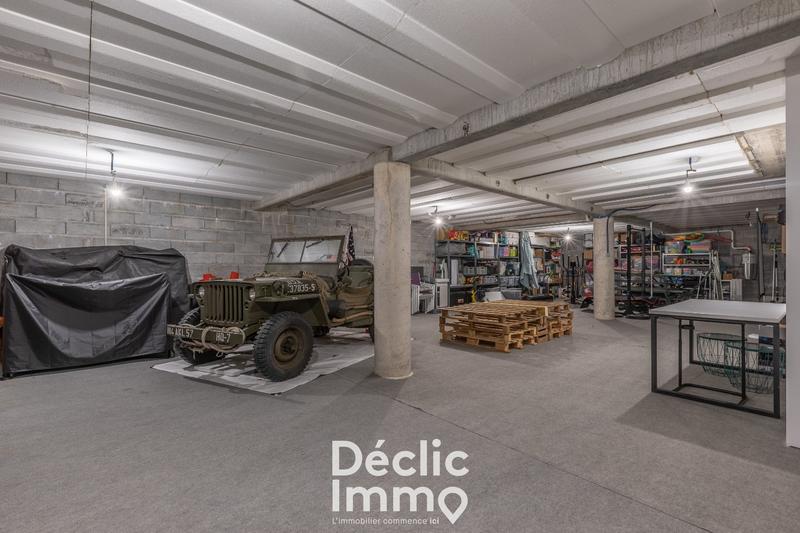 Maison - 280 m² - 7 pièces