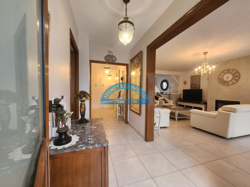 Maison - 140 m² - 6 pièces