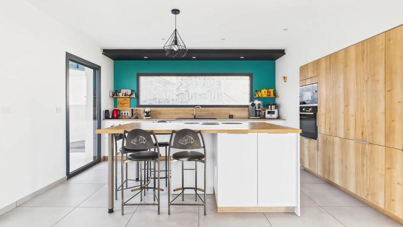 Maison - 138 m² - 6 pièces