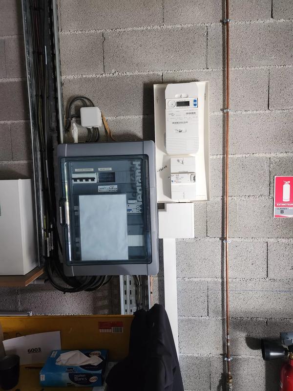 Local d'activités - 130 m² - 2 pièces