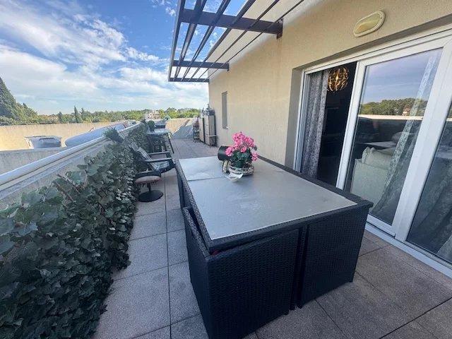 Appartement - 64 m² - 3 pièces