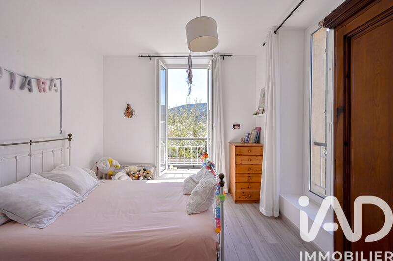 Maison - 166 m² - 6 pièces