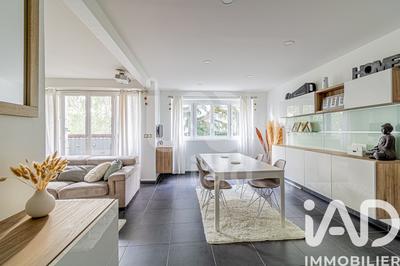 Appartement - 85 m² - 5 pièces