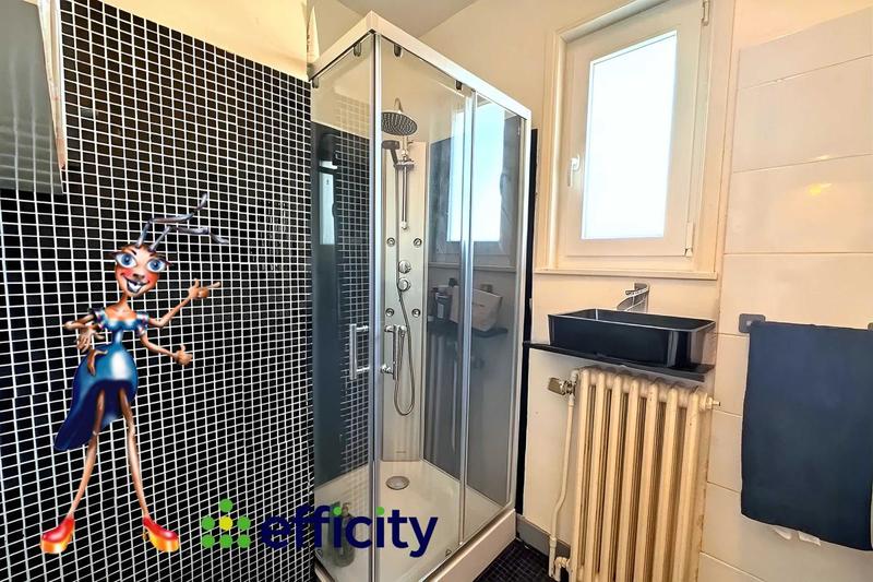 Maison - 135 m² - 7 pièces