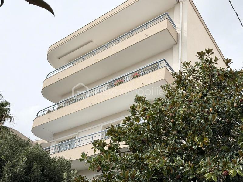 Appartement - 68 m² - 3 pièces