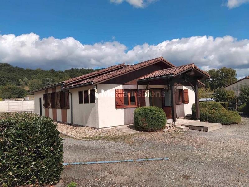 Local d'activité / Entrepôt - 162 m² - 4 pièces