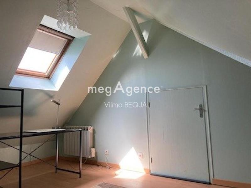 Maison - 99 m² - 6 pièces