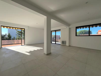 Appartement - 133 m² - 4 pièces