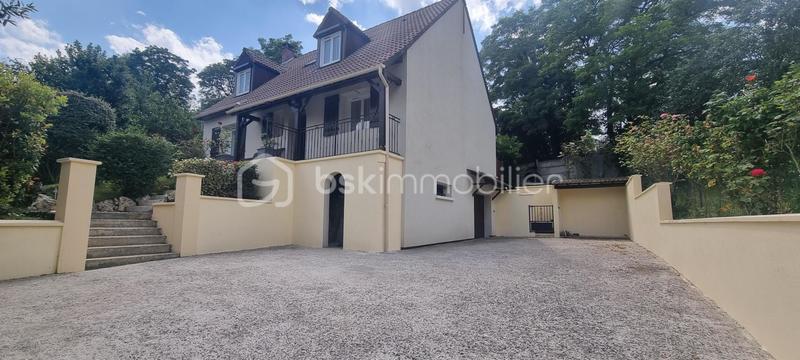 Maison - 120 m² - 6 pièces
