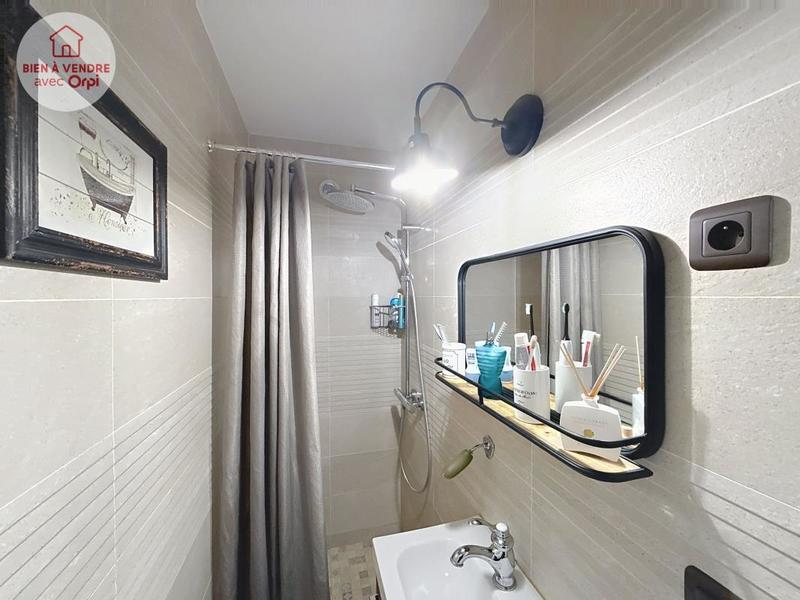 Maison - 121 m² - 6 pièces