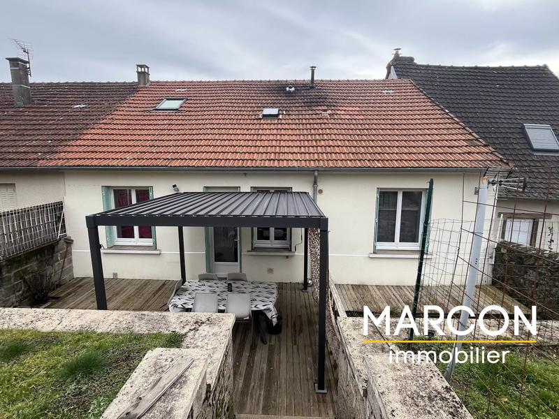 Maison - 110 m² - 5 pièces