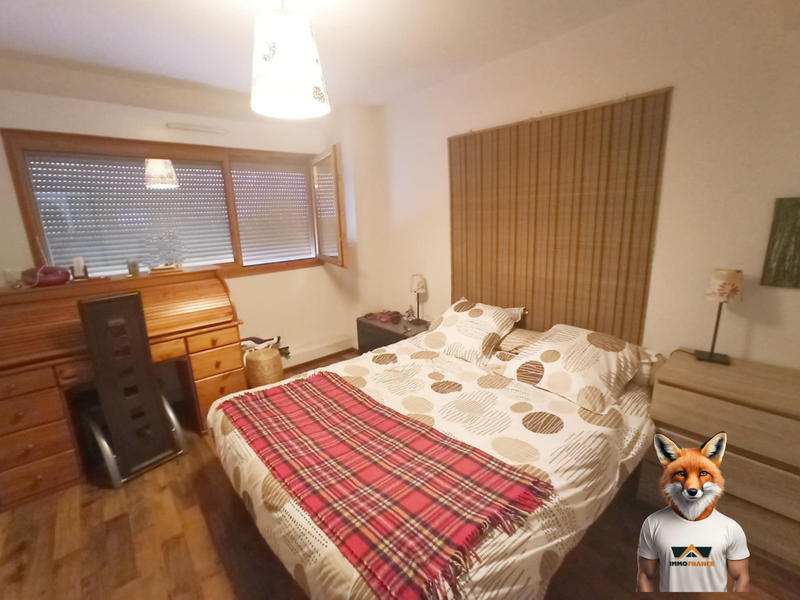 Duplex - 93 m² - 4 pièces