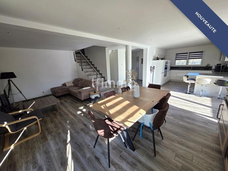 Maison - 149 m² - 6 pièces