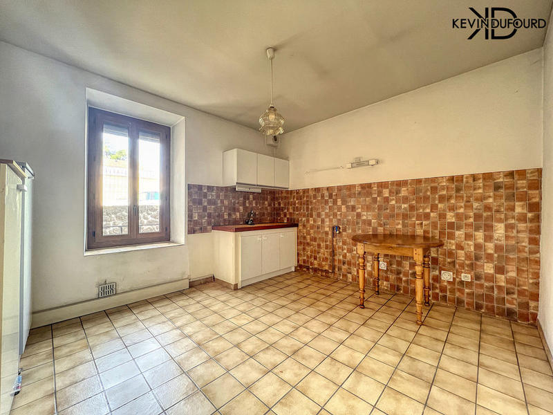 Immeuble - 200 m² - 5 pièces