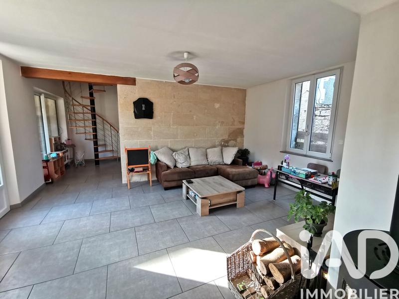 Maison de village - 171 m² - 8 pièces