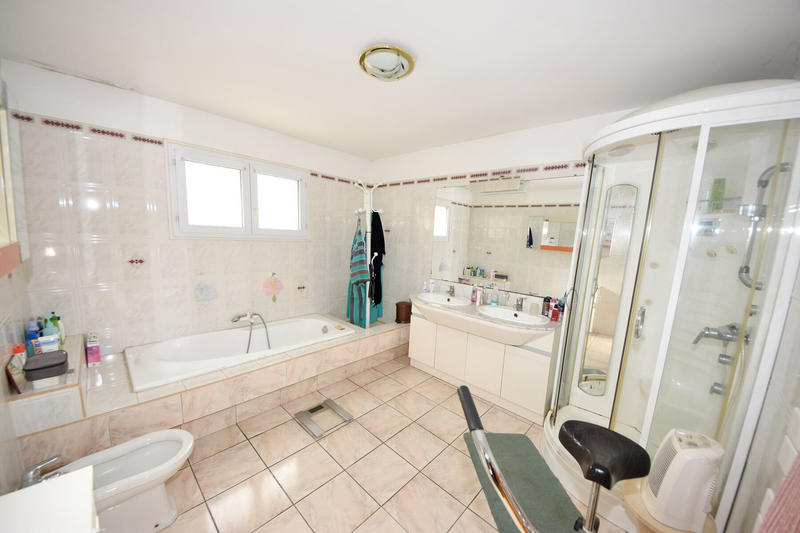 Maison - 146 m² - 5 pièces