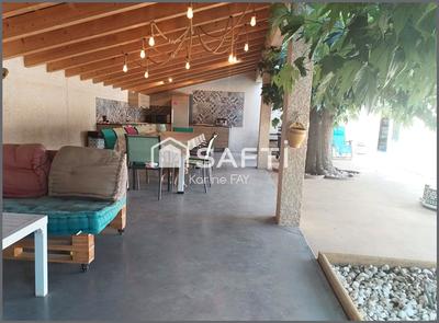 Maison - 180 m² - 6 pièces