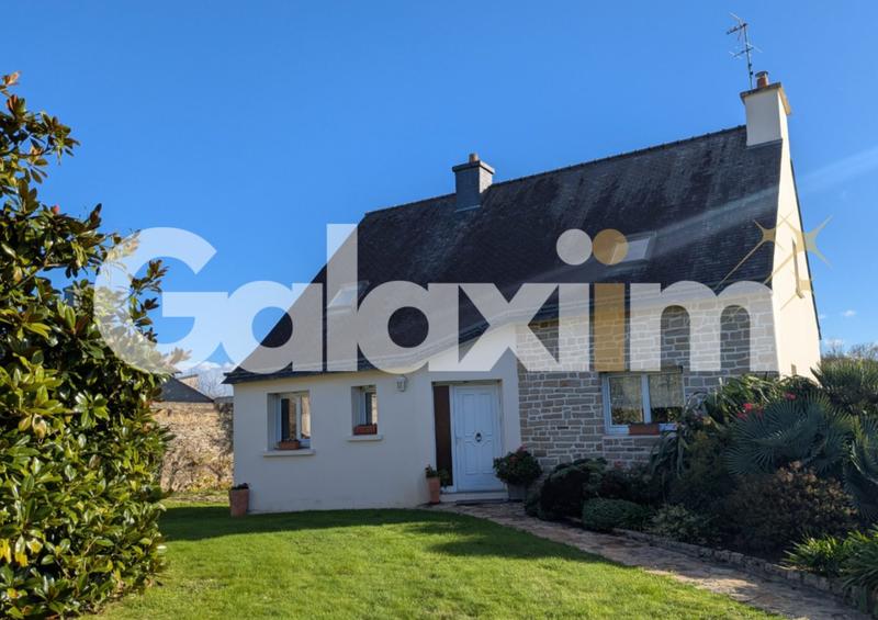 Maison traditionnelle - 130 m² - 6 pièces