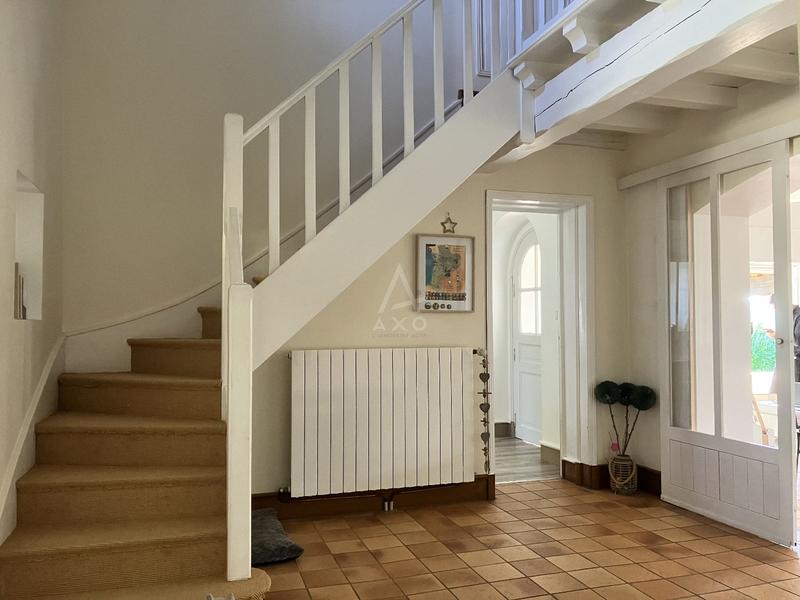 Maison - 197 m² - 7 pièces