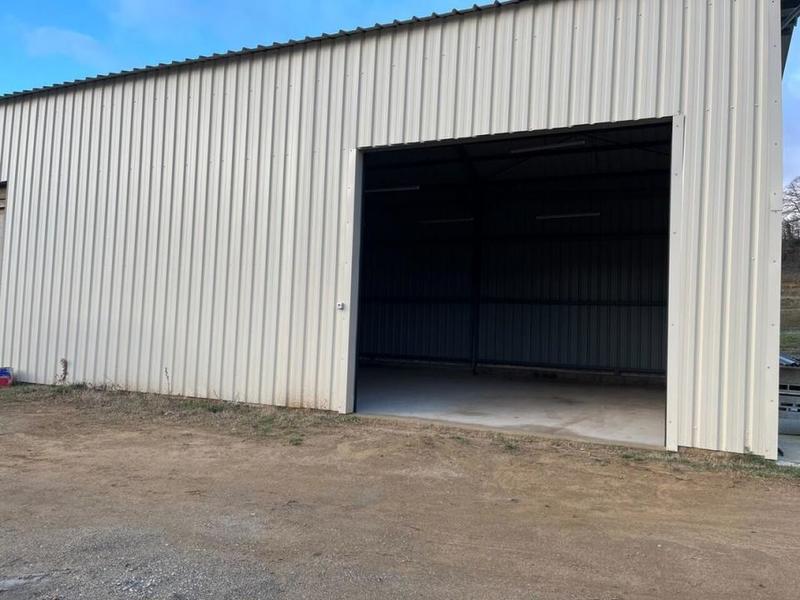 Parking / Garage - 103 m²