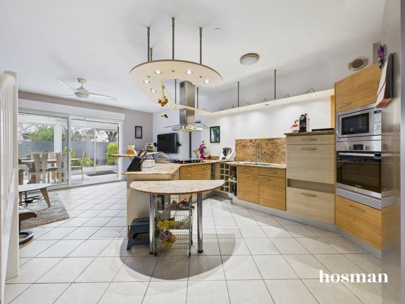 Maison - 110 m² - 5 pièces