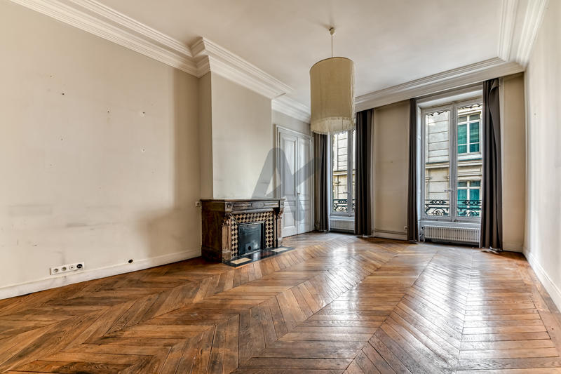 Appartement - 120 m² - 3 pièces