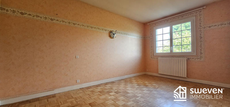 Maison traditionnelle - 146 m² - 6 pièces