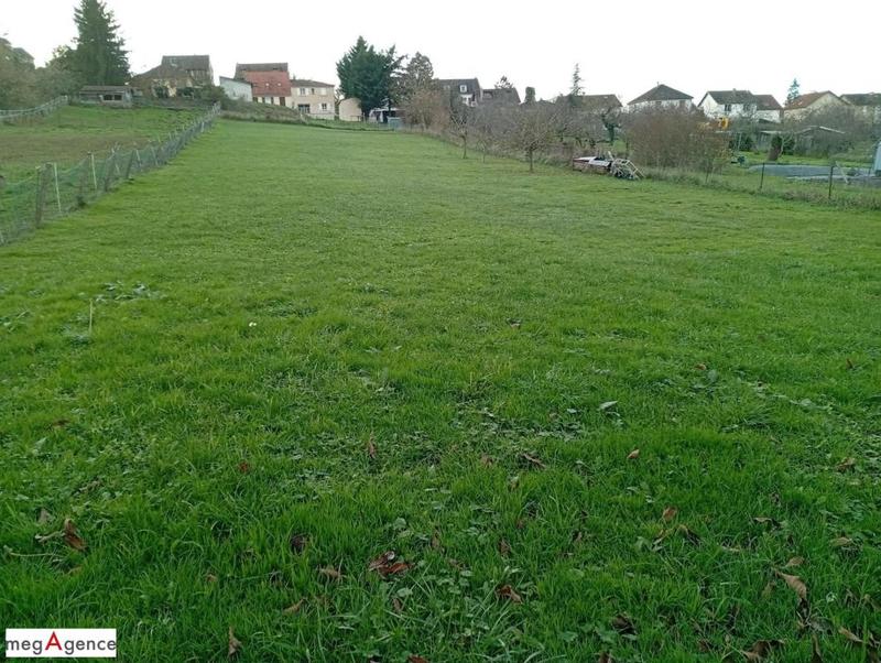 Terrain constructible - 976 m²