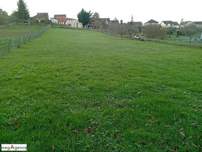 Terrain constructible - 976 m²