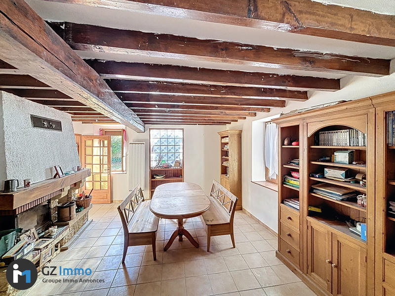 Maison - 177 m² - 7 pièces