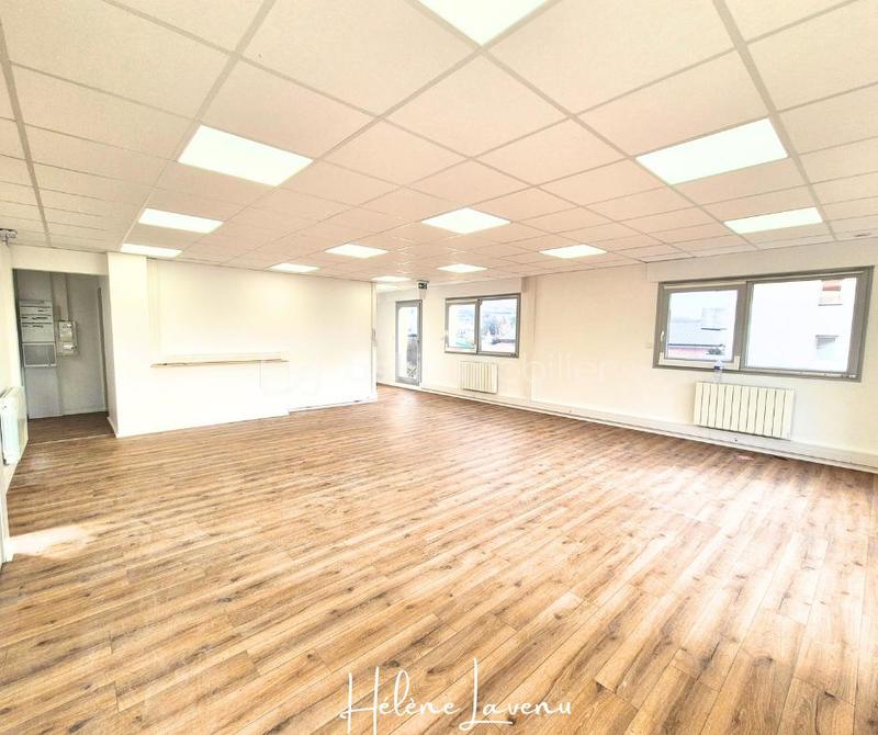 Bureau - 140 m² - 4 pièces