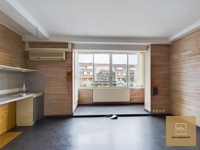 Appartement - 90 m² - 3 pièces