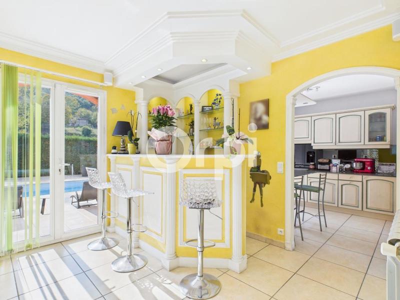 Maison - 142 m² - 6 pièces