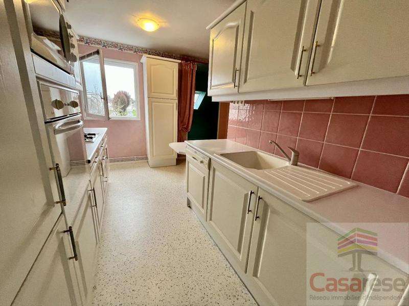 Appartement - 84 m² - 4 pièces