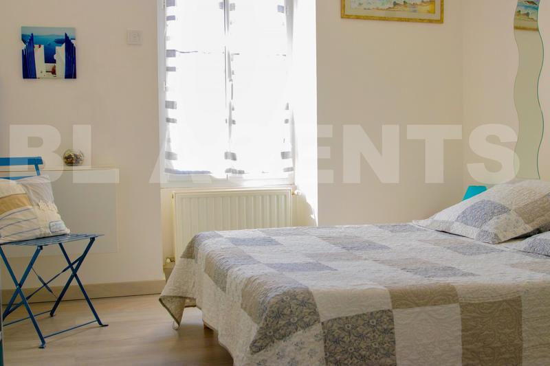 Propriété - 341 m² - 12 pièces