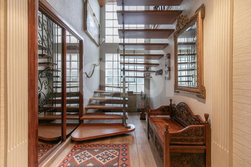 Propriété - 212 m² - 7 pièces