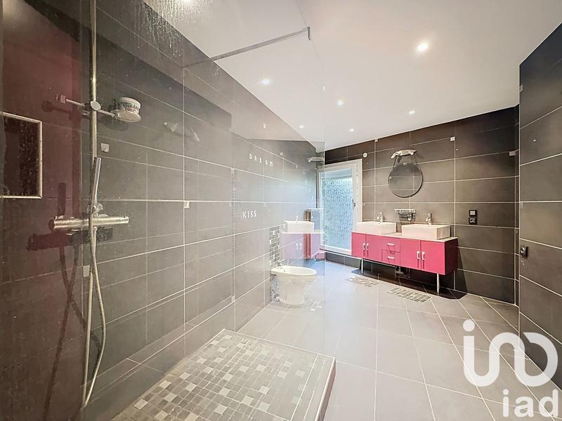 Maison de maîtres - 136 m² - 5 pièces