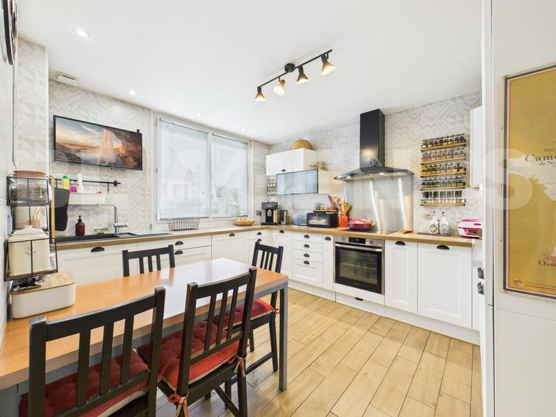 Maison - 107 m² - 5 pièces