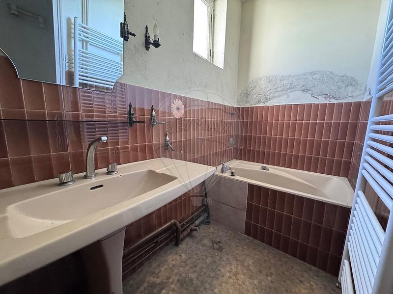 Maison - 187 m² - 6 pièces