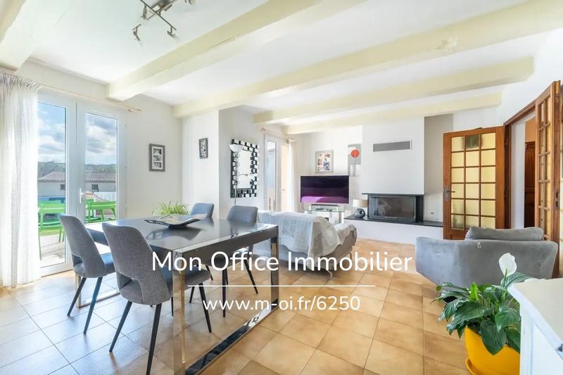 Maison - 115 m² - 5 pièces