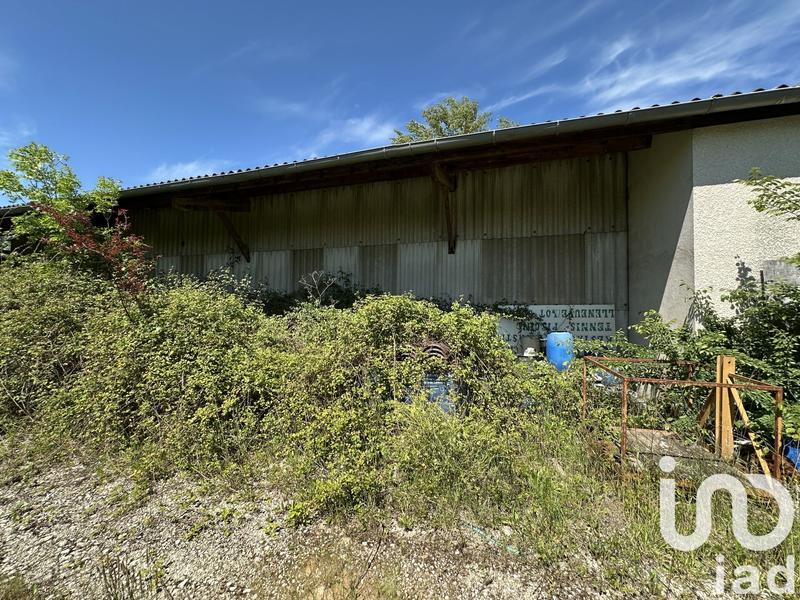 Immeuble - 3 758 m²