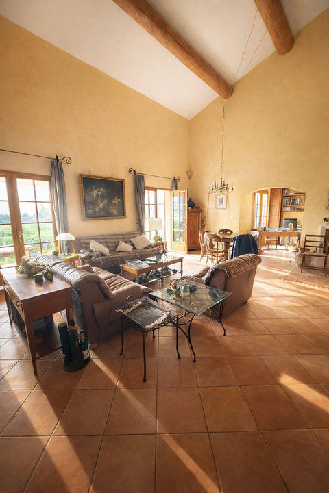 Villa - 185 m² - 6 pièces